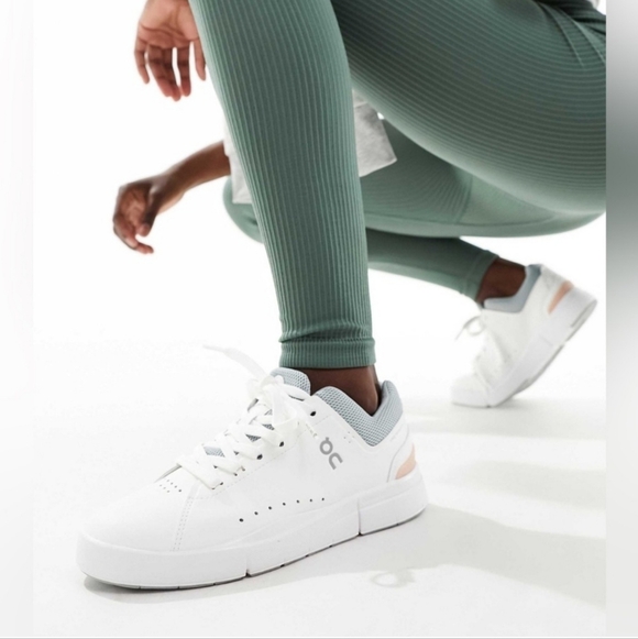 On Cloud Advantage The Roger Women's Tennis Shoes White/Rosehip - 11 - Picture 7 of 15